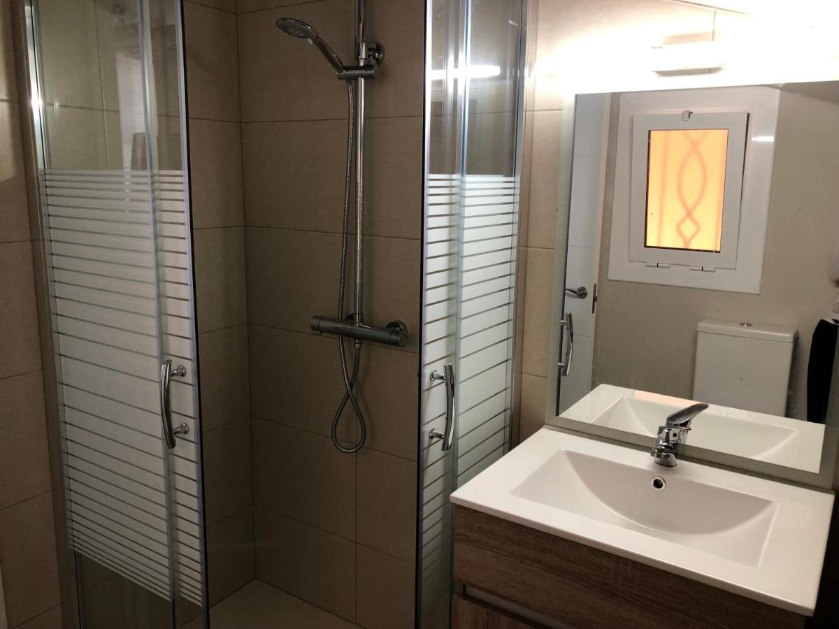 Apartaments Els Pins - ซานต์ ฮิลาริ ซาคาล์ม ภายนอก รูปภาพ